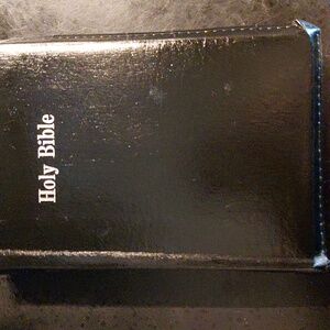 Holy BIBLE Red Letter KING JAMES VERSION NELSON